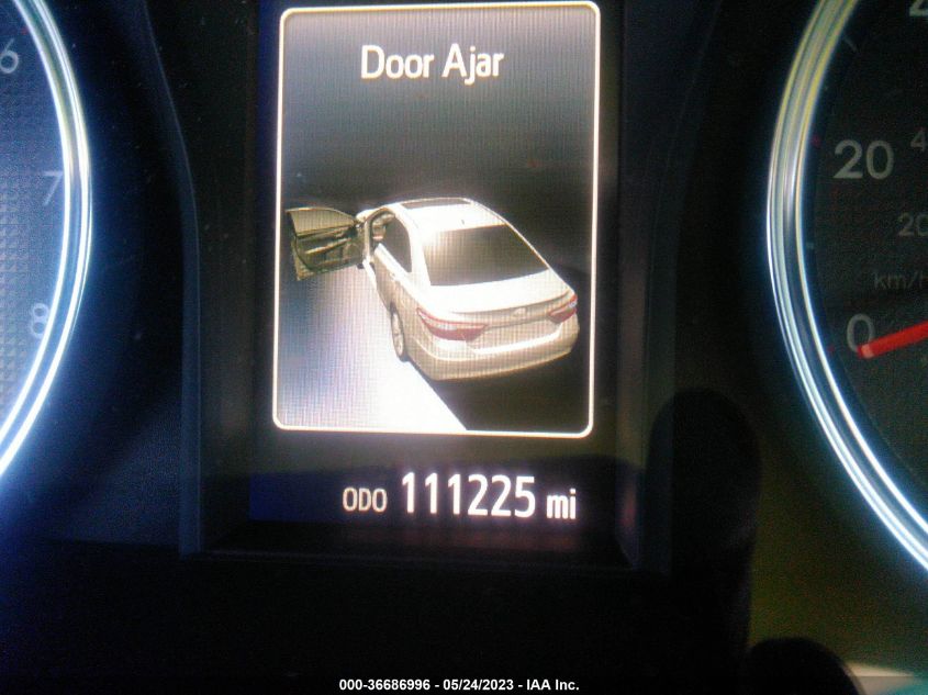2016 TOYOTA CAMRY XLE/SE/LE/XSE - 4T1BF1FKXGU501949