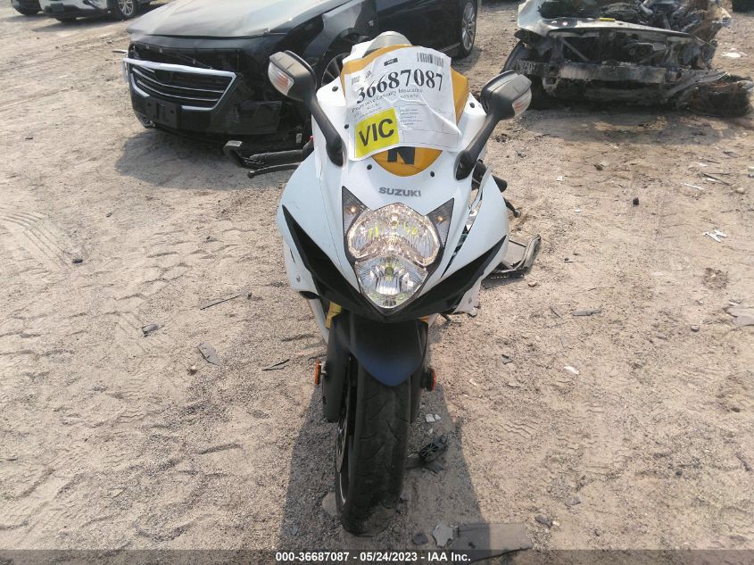 2021 SUZUKI GSX-R750 - JS1GR7MA8M7100399