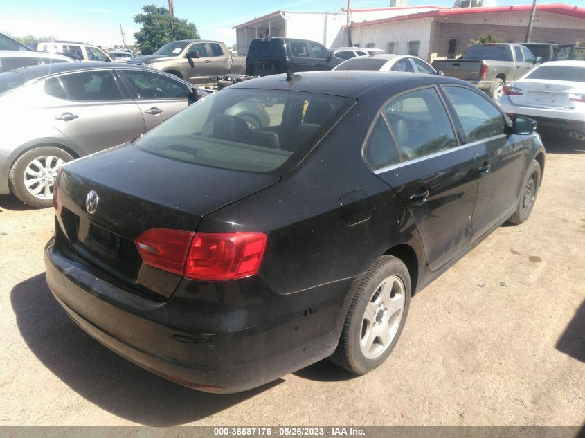 2014 VOLKSWAGEN JETTA SEDAN SE W/CONNECTIVITY - 3VWD17AJ8EM423604