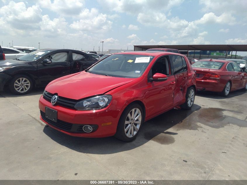 2013 VOLKSWAGEN GOLF TDI W/SUNROOF & NAV - WVWDM7AJ8DW123733