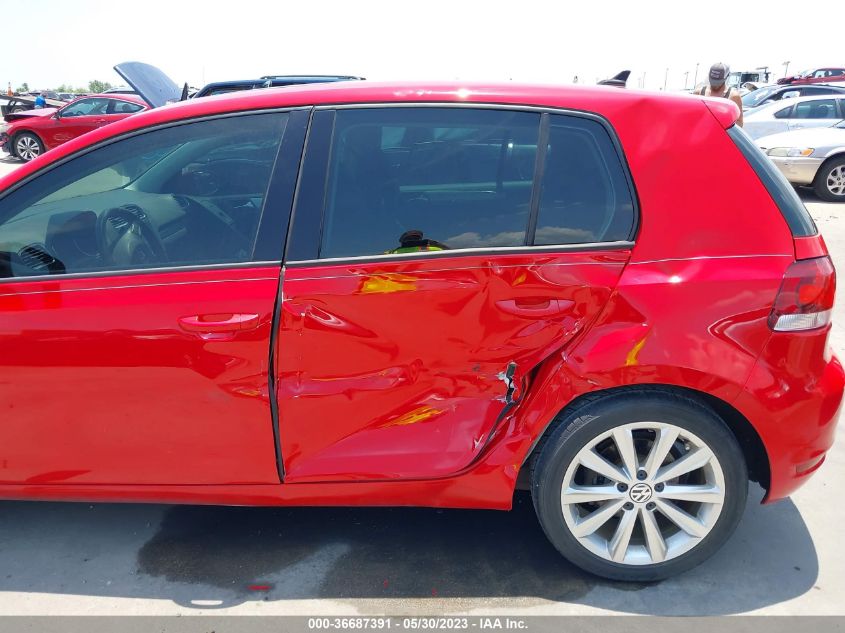 2013 VOLKSWAGEN GOLF TDI W/SUNROOF & NAV - WVWDM7AJ8DW123733
