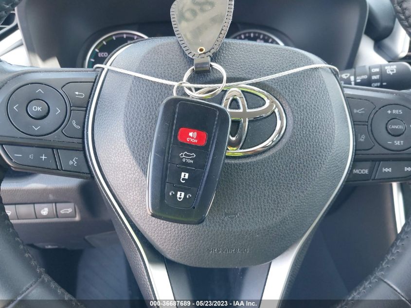 2019 TOYOTA RAV4 HYBRID XLE - 2T3RWRFV3KW014373