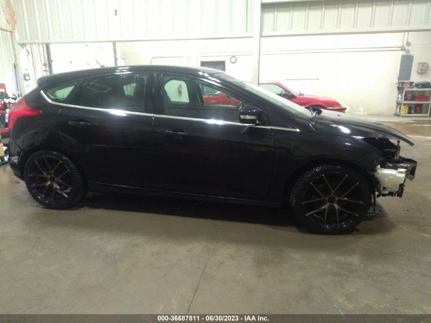 2014 FORD FOCUS TITANIUM - 1FADP3N25EL454135