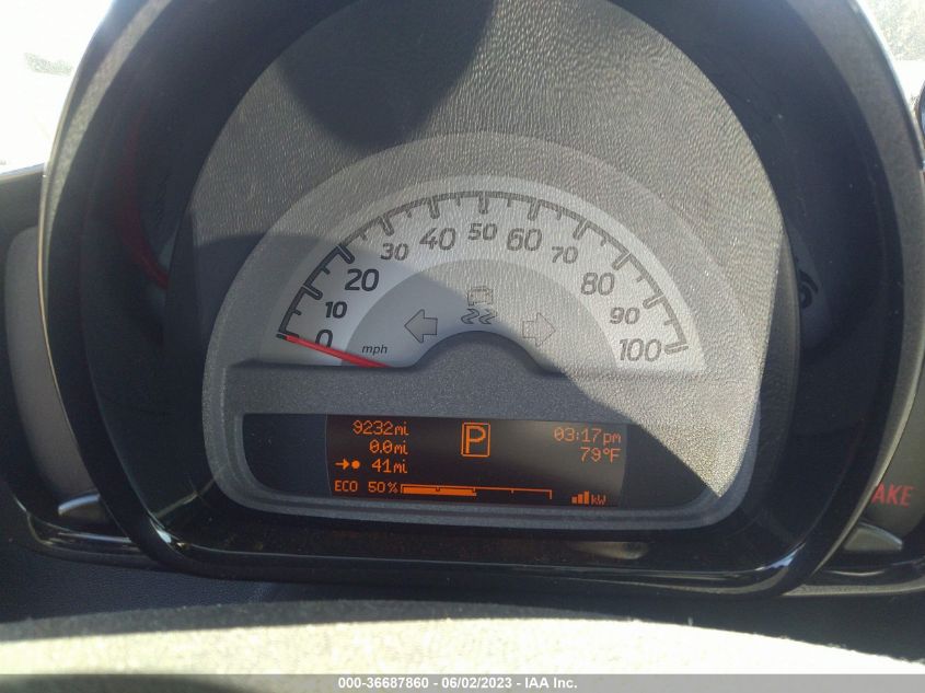 2015 SMART FORTWO ELECTRIC DRIVE PASSION - WMEEJ9AA2FK833490