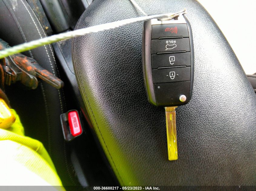 2015 KIA SOUL BASE - KNDJN2A21F7798672