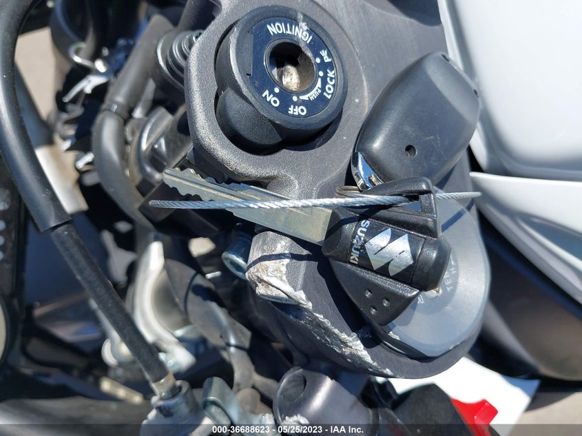 VIN JS1GN7FA8L7100121 2020 SUZUKI GSX-R600