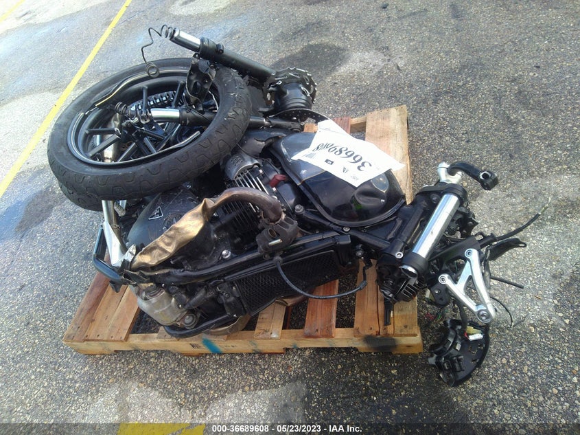 TRIUMPH MOTORCYCLE STREET CUP 2017