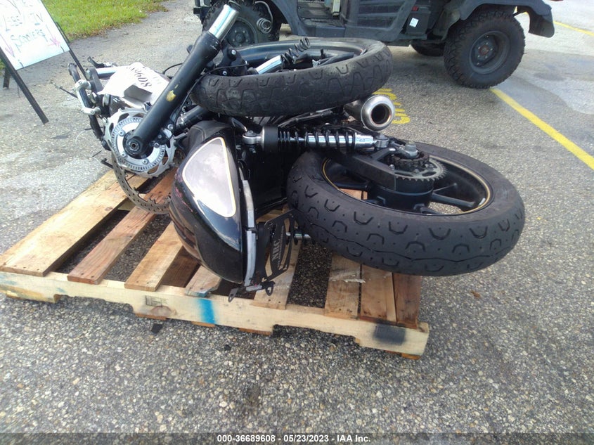 VIN SMTD50GN7HT796794 2017 TRIUMPH MOTORCYCLE STREET CUP