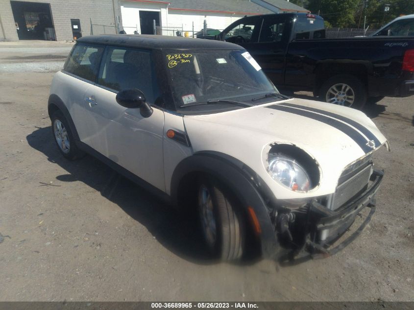 2013 MINI COOPER HARDTOP - WMWSU3C54DT684980