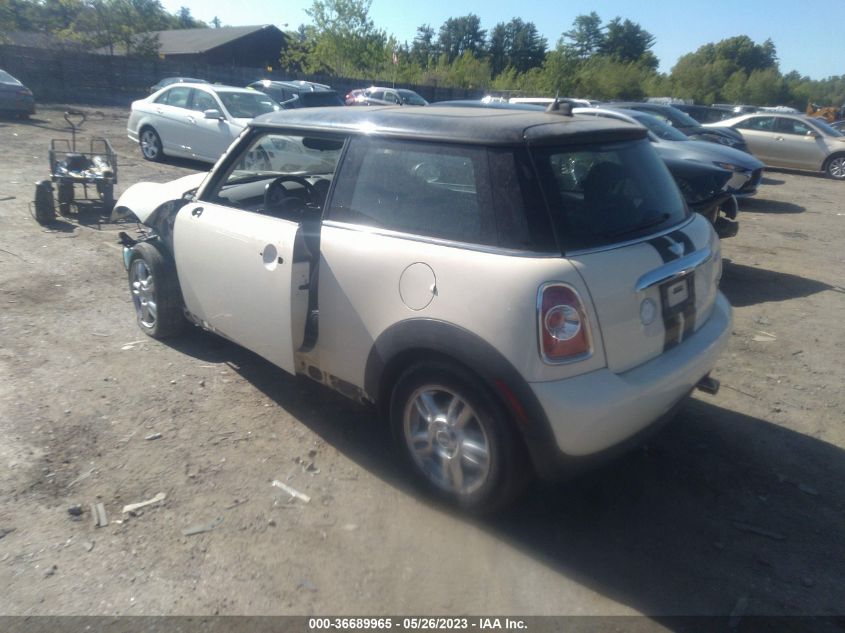 2013 MINI COOPER HARDTOP - WMWSU3C54DT684980