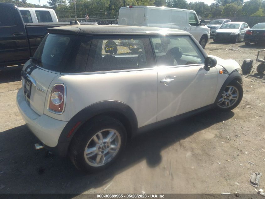 2013 MINI COOPER HARDTOP - WMWSU3C54DT684980