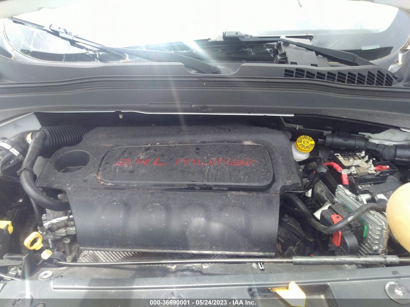 VIN ZACCJABB8HPE87386 2017 JEEP RENEGADE LATITUDE