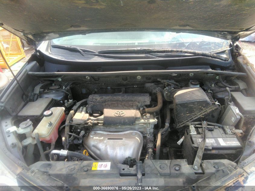 2017 TOYOTA RAV4 LE - JTMZFREV4HJ105967