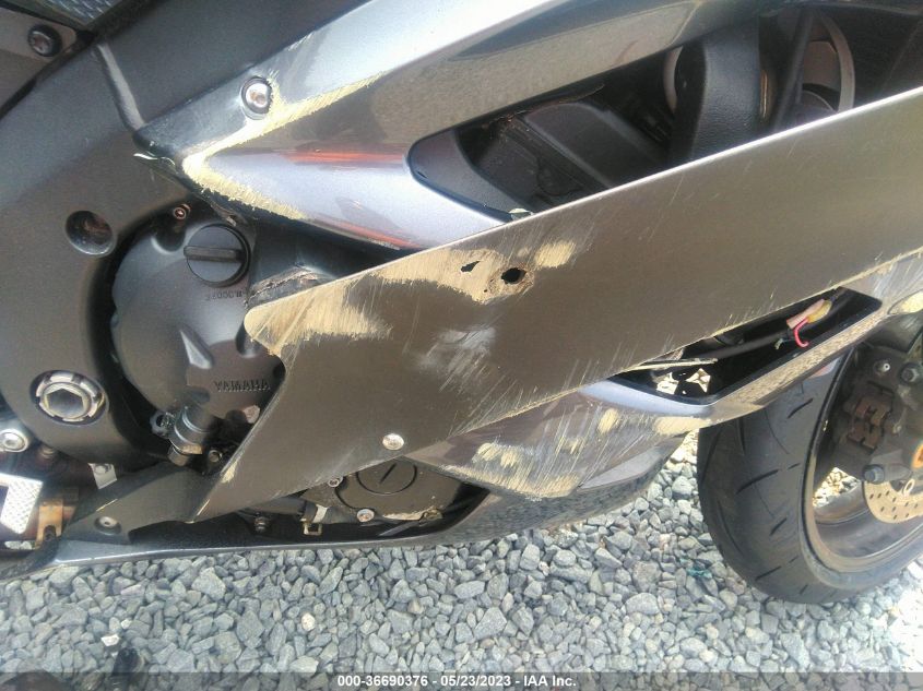 2007 YAMAHA YZFR6 L JYARJ12E07A017609