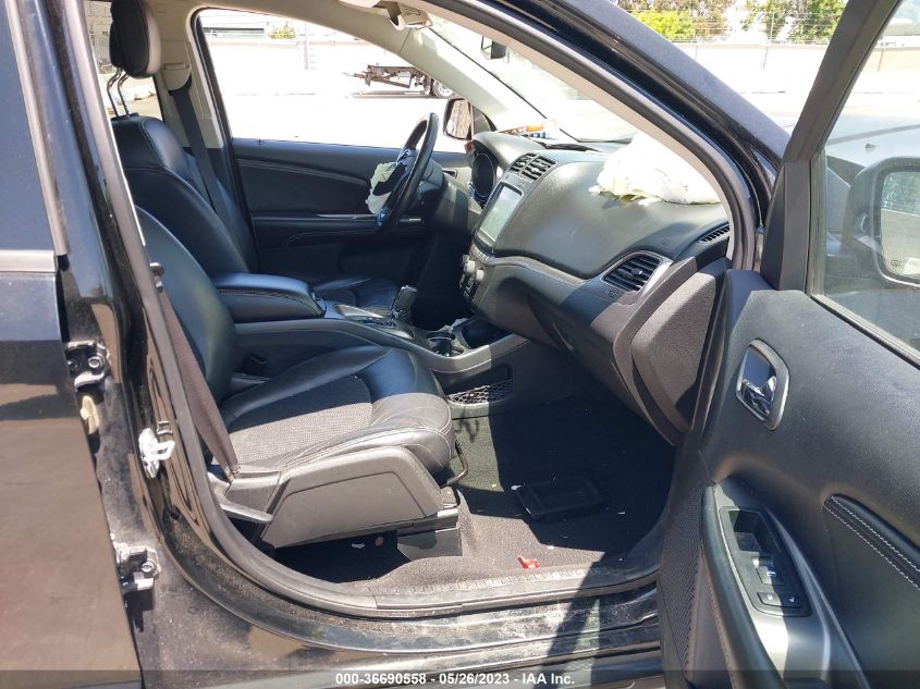 2019 DODGE JOURNEY CROSSROAD - 3C4PDCGG5KT763614