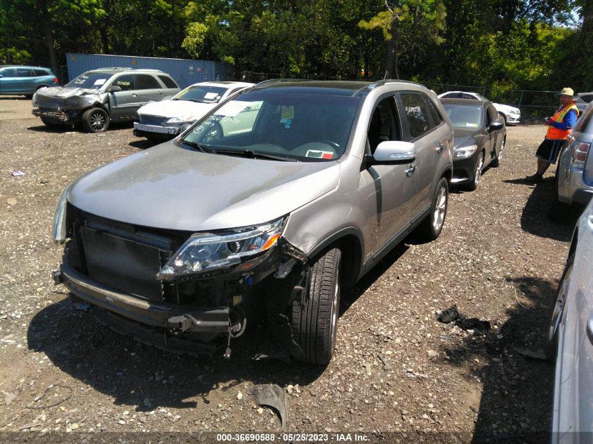 2014 KIA SORENTO EX - 5XYKUDA75EG524410