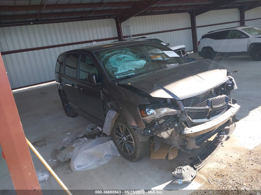 VIN 2C4RDGCG8JR303855 2018 DODGE GRAND CARAVAN SXT