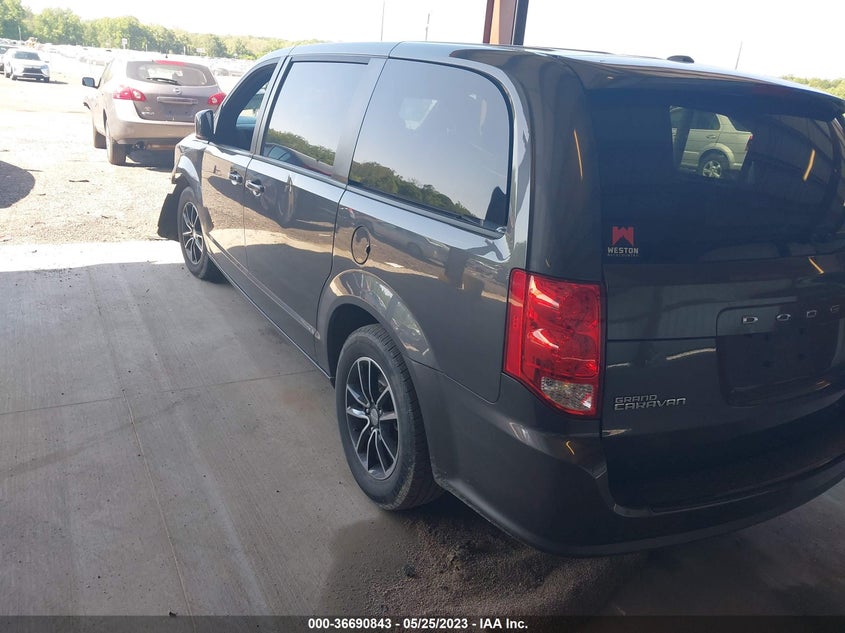 VIN 2C4RDGCG8JR303855 2018 DODGE GRAND CARAVAN SXT