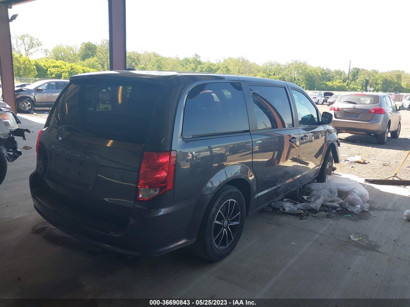 VIN 2C4RDGCG8JR303855 2018 DODGE GRAND CARAVAN SXT
