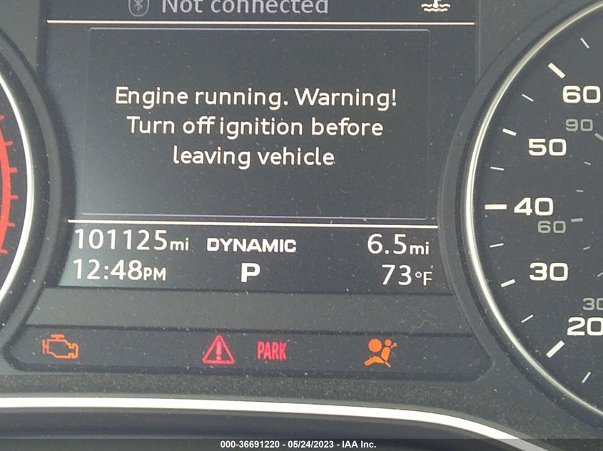 VIN WAUANAF46HN025437 2017 AUDI A4 PREMIUM