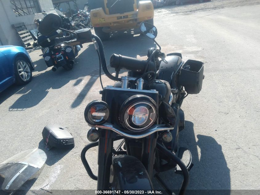 2020 HARLEY-DAVIDSON FLHCS - 1HD1YBK14LB070218