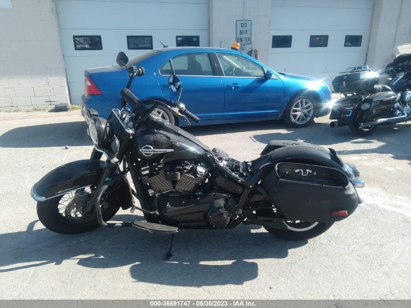 2020 HARLEY-DAVIDSON FLHCS - 1HD1YBK14LB070218