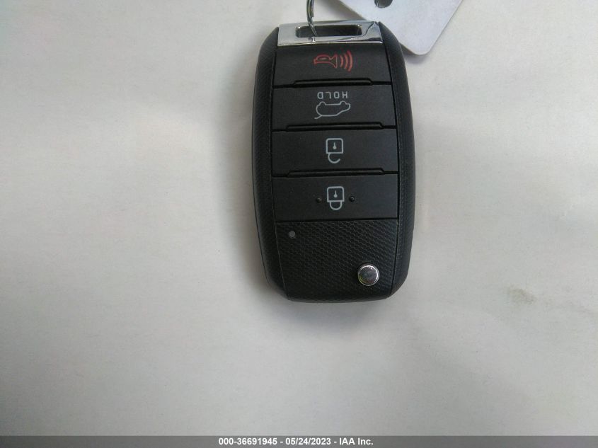 2016 KIA SOUL + - KNDJP3A55G7345246