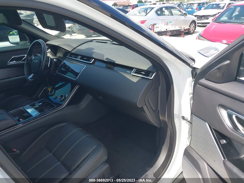 VIN SALYL2EXXKA797990 2019 LAND ROVER RANGE ROVER VELAR R-DYNAMIC SE
