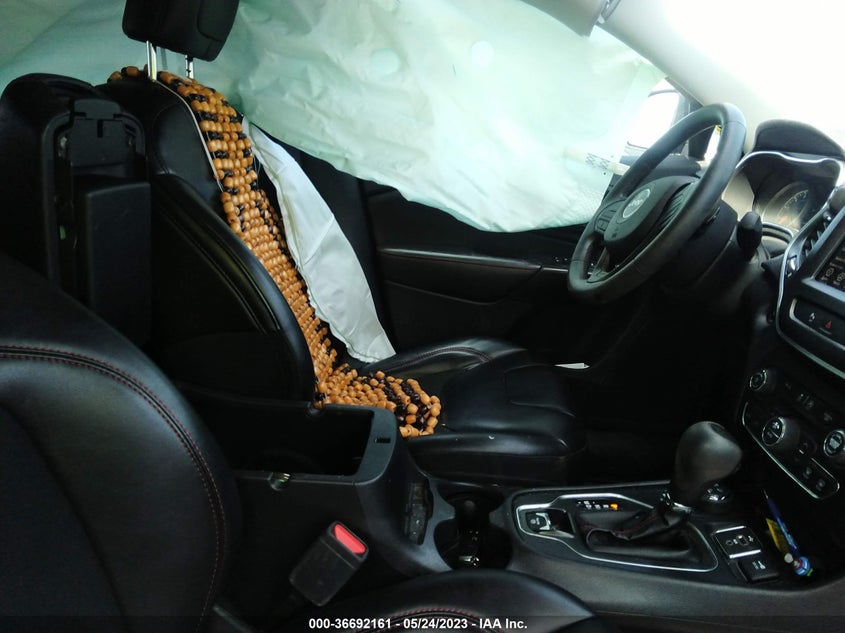 VIN 1C4PJMBXXKD246255 2019 JEEP CHEROKEE TRAILHAWK