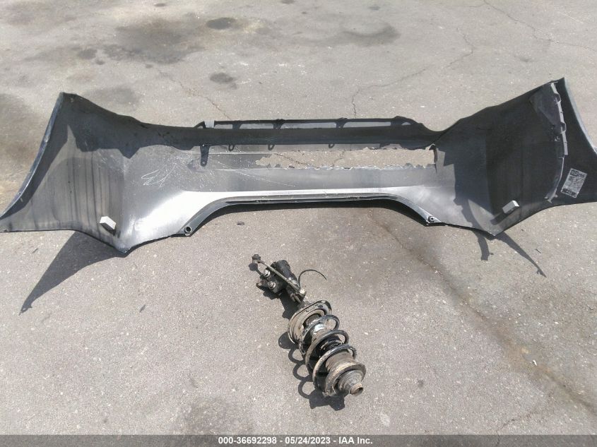 2019 TOYOTA COROLLA LE - 2T1BURHE7KC228054