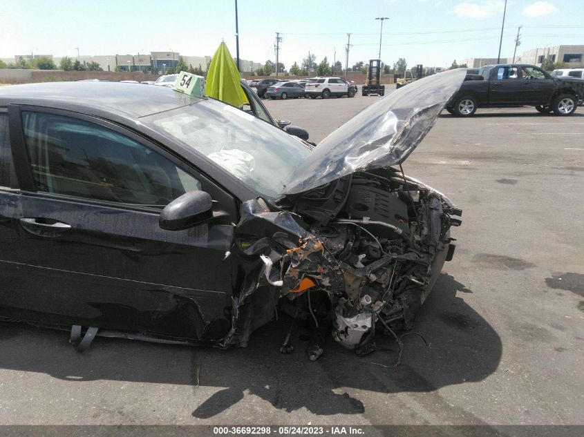 2019 TOYOTA COROLLA LE - 2T1BURHE7KC228054