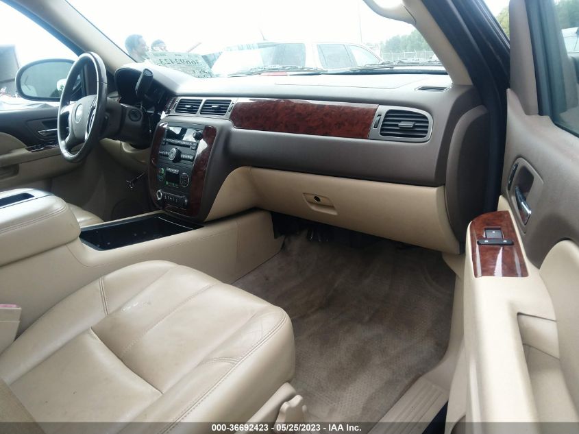 2014 CHEVROLET TAHOE LT - 1GNSCBE09ER238170