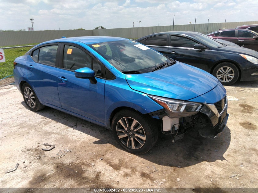 NISSAN VERSA SV 2021