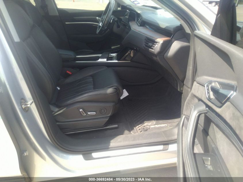 2019 AUDI E-TRON PRESTIGE - WA1VAAGE9KB024406