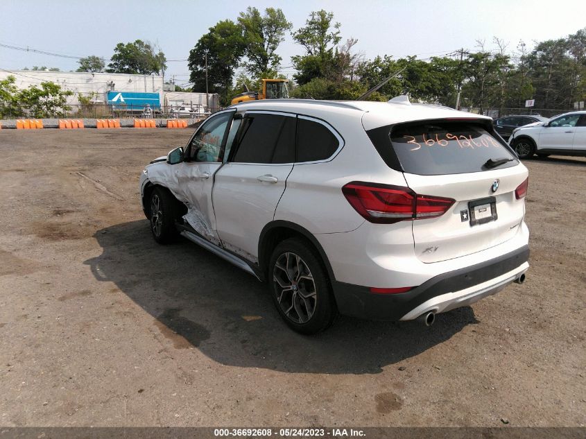 WBXJG9C07M5U27056 BMW X1 XDRIVE28I 3