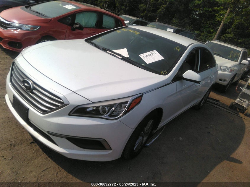 VIN 5NPE24AF3HH483038 2017 HYUNDAI SONATA SE