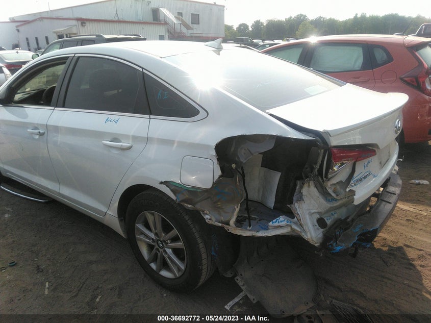 VIN 5NPE24AF3HH483038 2017 HYUNDAI SONATA SE
