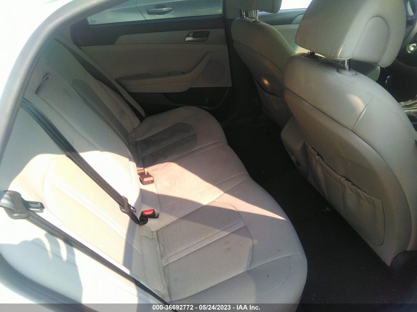 VIN 5NPE24AF3HH483038 2017 HYUNDAI SONATA SE
