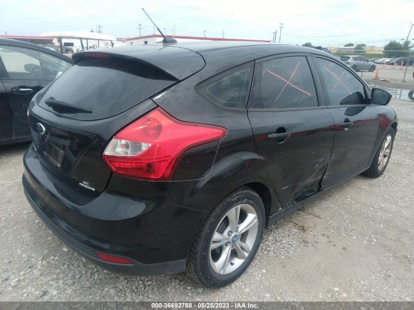 2013 FORD FOCUS SE - 1FADP3K21DL220366