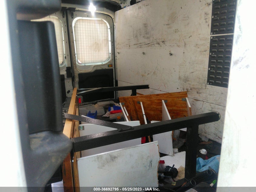 VIN 1FTYR2CM8KKA60988 2019 FORD TRANSIT VAN