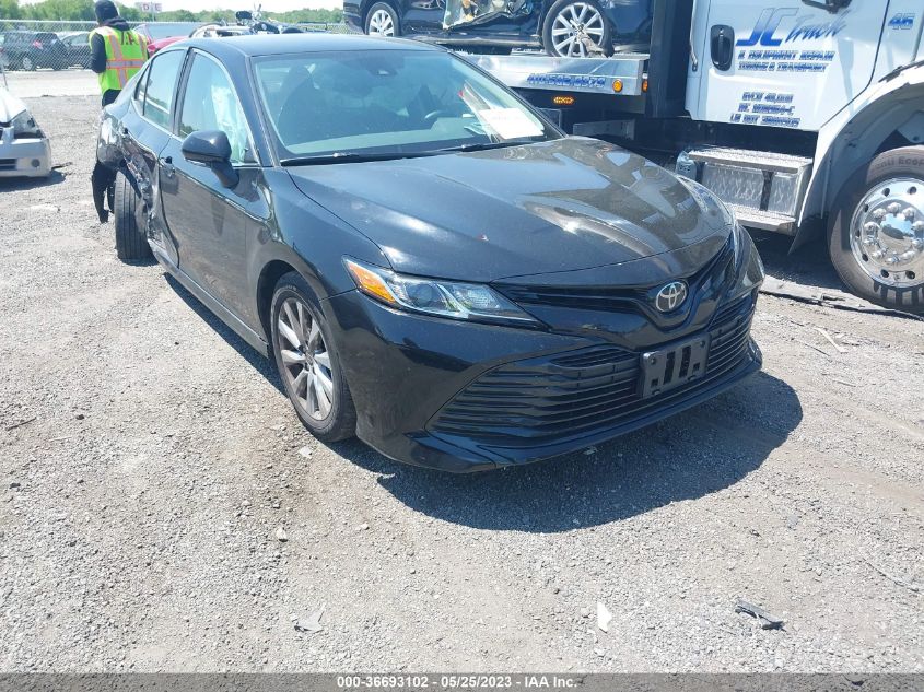 2020 TOYOTA CAMRY LE - 4T1L11AK6LU954289