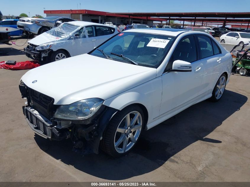 2014 MERCEDES-BENZ C-CLASS C 250 - WDDGF4HB4EA949858