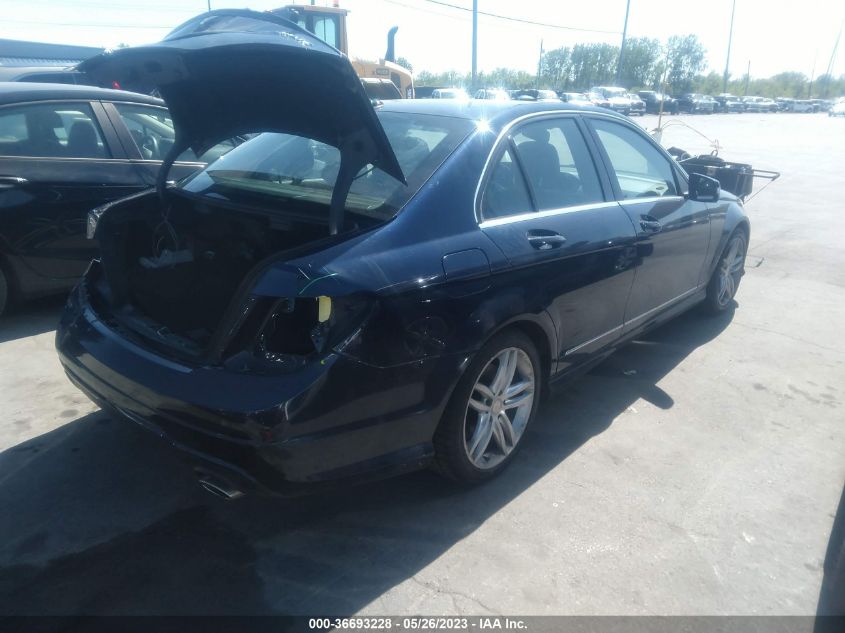 2013 MERCEDES-BENZ C-CLASS C 300 - WDDGF8AB0DG077756