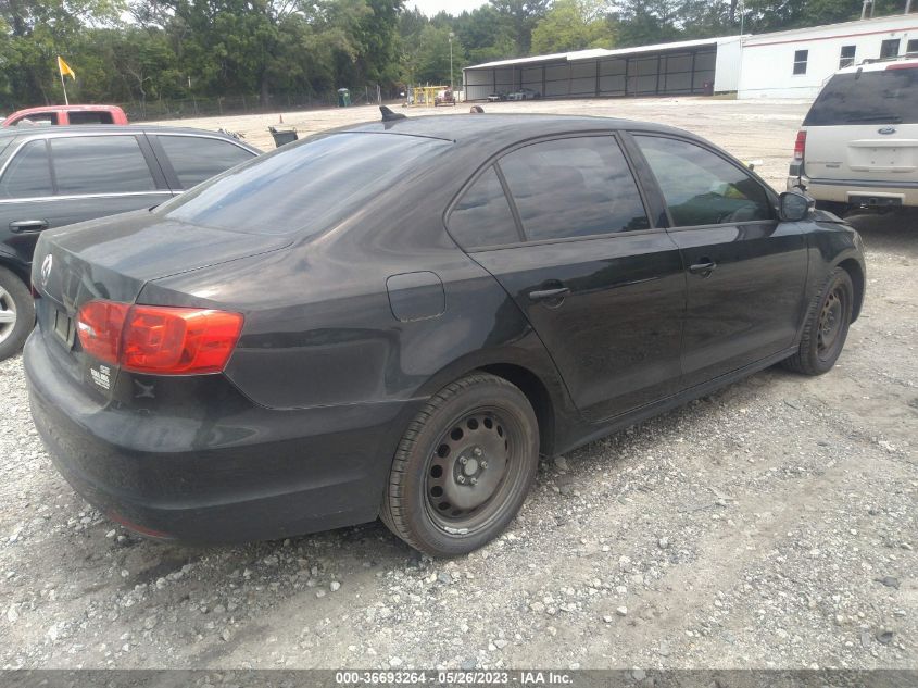 2014 VOLKSWAGEN JETTA SEDAN SE - 3VWD17AJ6EM392689