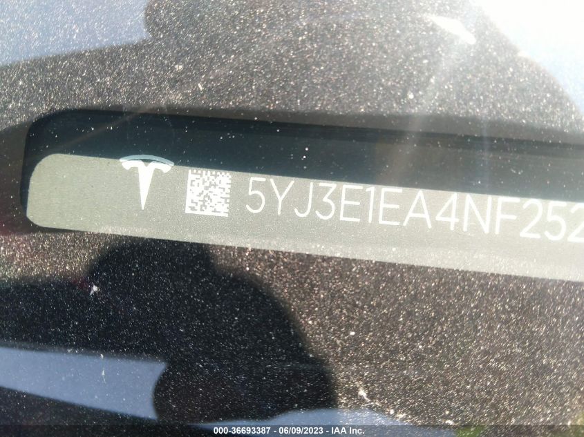 5YJ3E1EA4NF252204 Tesla Model 3  8