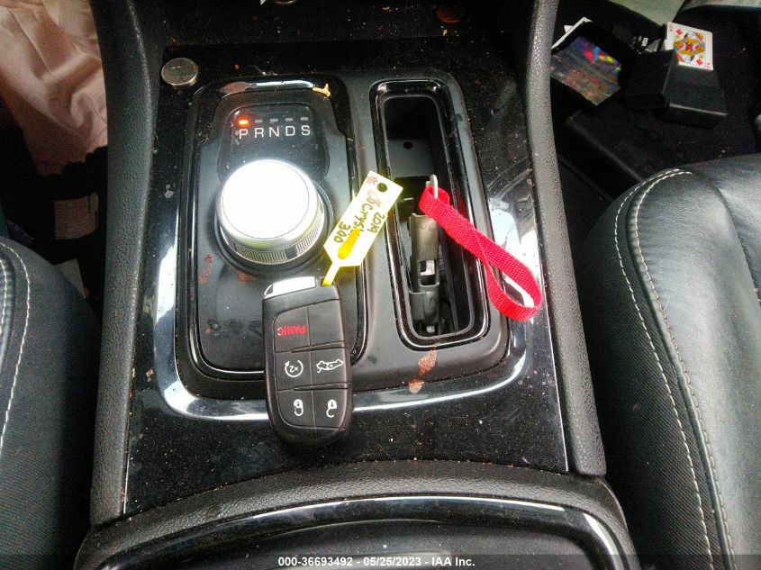 2019 CHRYSLER 300 300S - 2C3CCABG2KH559783