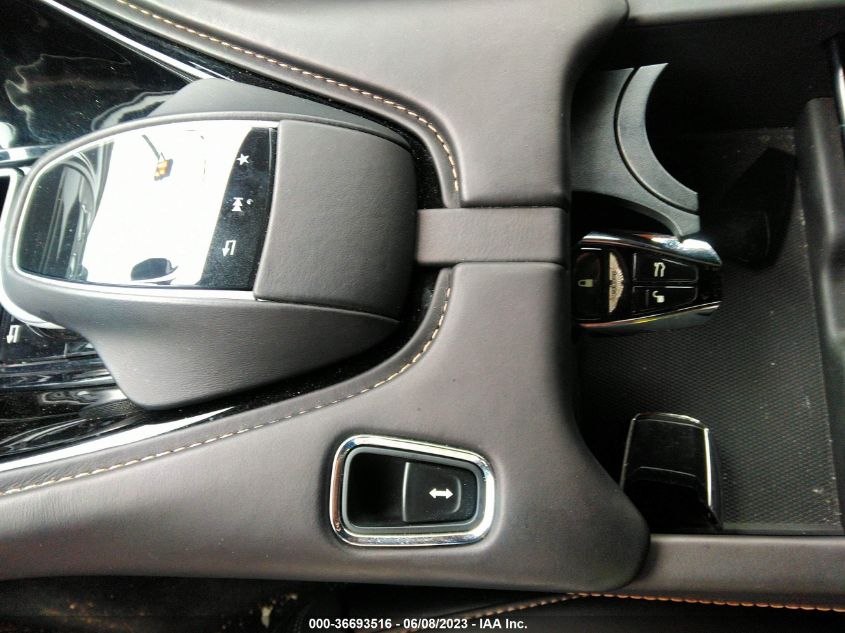 2018 ASTON MARTIN DB11 V12 - SCFRMFAV5JGL03147