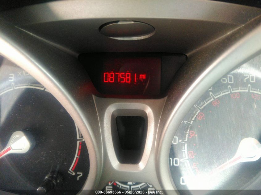 2013 FORD FIESTA SE - 3FADP4EJ3DM186812