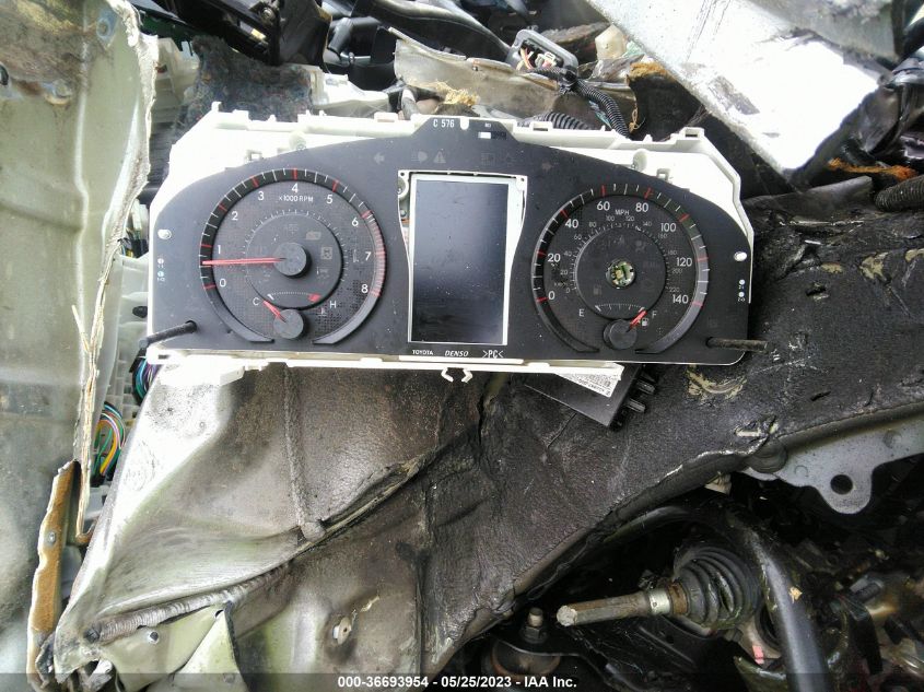 2017 TOYOTA CAMRY SE - 4T1BF1FK6HU718481