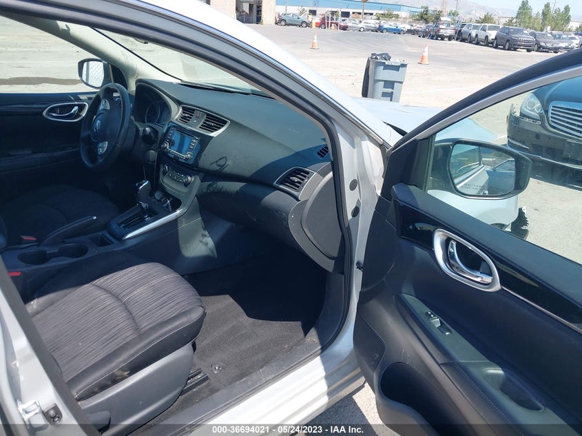 VIN 3N1AB7AP7HY324053 2017 NISSAN SENTRA SV